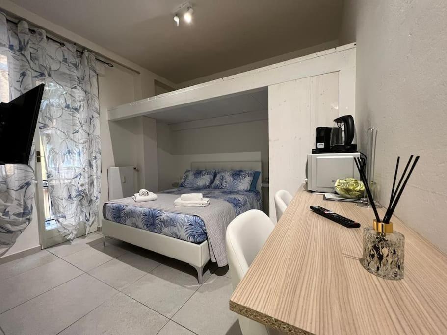 Tiny & Cosy Studio Flat In Como Exterior photo